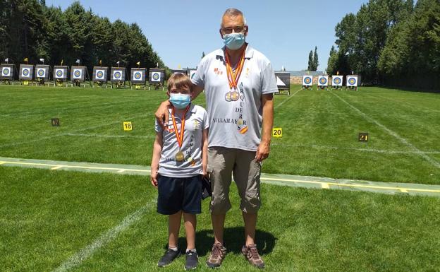 Gran balance del Arqueros de Villamayor los campeonatos de Castilla y León al aire libre de tiro con arco
