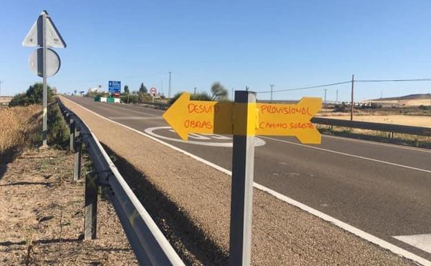 Los peregrinos del Camino tendrán un itinerario alternativo por las obras de los puentes de la A-6