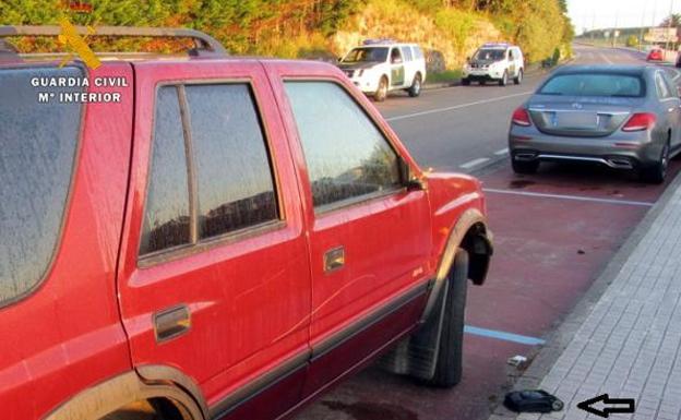 Detenidos tres jóvenes de Valladolid por dañar 37 coches en una sola noche en Comillas