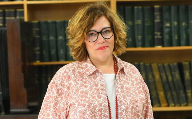 Charo Chávez: «Algunos problemas de los comerciantes podemos afrontarlos las administraciones»
