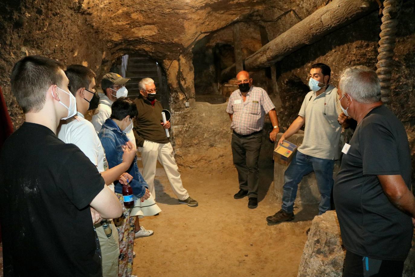 El atractivo del mundo subterráneo en Torquemada