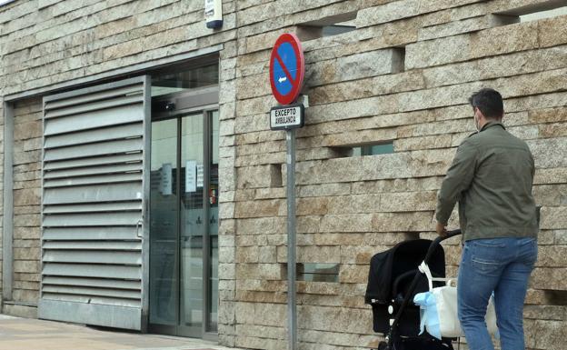 Podemos pide la reprobación de Mazarías por «los recortes en pediatría» en Segovia III