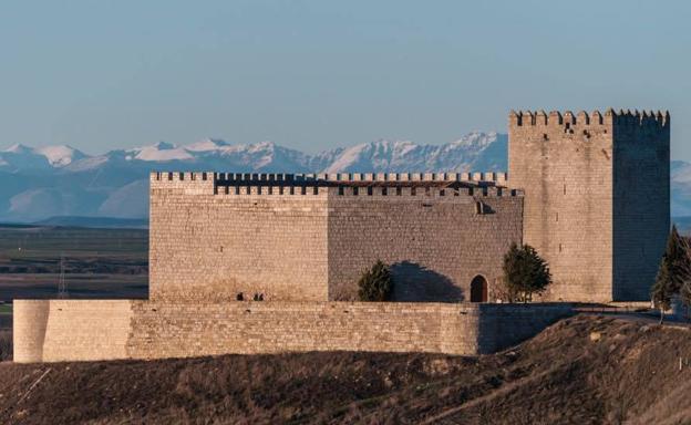 Música por el castillo de Monzón de Campos