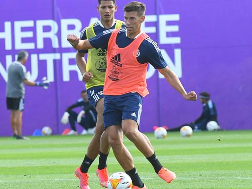 Rubén Alcaraz, rotundo: «Somos claros candidatos al ascenso»