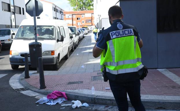 Un policía, muy grave al acudir a un tiroteo en Pajarillos