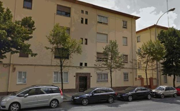 Adif pone a la venta mediante subasta pública cuatro viviendas en Salamanca