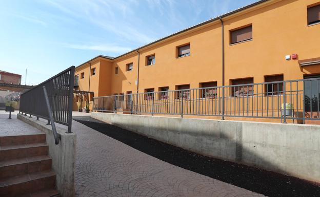 Una sexta muerte por covid ahonda en el drama de la residencia de Dueñas