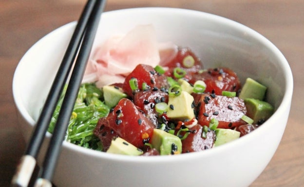 Poke, la receta hawaina para una ensalada exótica