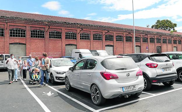 Satisfacción entre los usuarios del aparcamiento de la Estación de Pequeña tras la ampliación