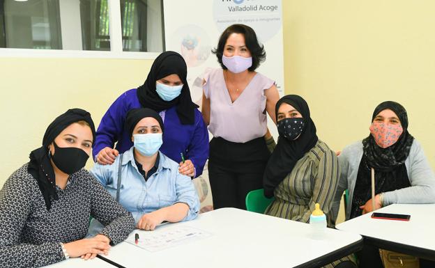 La amistad como vía de integración: cómo un grupo de mujeres traza redes de inclusión social en Valladolid