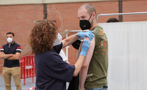 Palencia vacuna la próxima semana hasta los nacidos este siglo