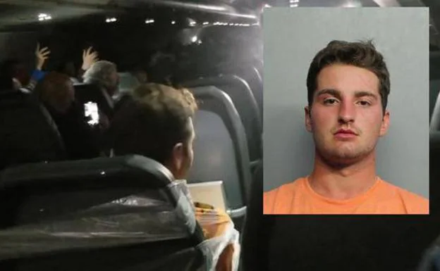 Vídeo: atan con cinta adhesiva a un pasajero violento en un vuelo en Estados Unidos