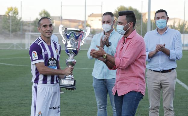 El Valladolid de Pacheta se topa con la horma de su zapato pero sigue pisando firme