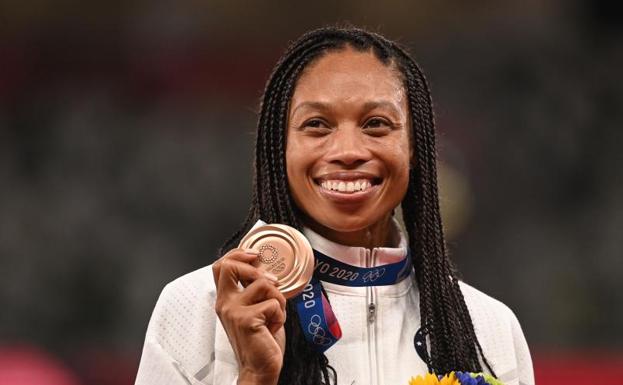 Allyson Felix ya tiene sus diez medallas