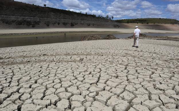 Las eléctricas generan en Castilla y León el doble del consumo autonómico