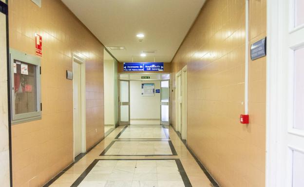 El joven golpeado en la madrugada del domingo en Palencia se encuentra ya en planta en el hospital