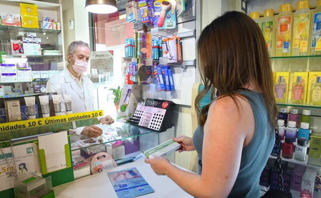 La venta de test de autodiagnóstico se mantiene constante en las farmacias de Valladolid