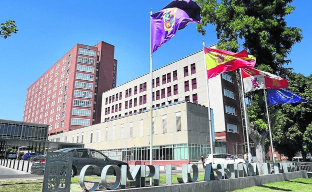 La UCI del futuro hospital de Palencia se modificará en el proyecto para crear zonas menos abiertas