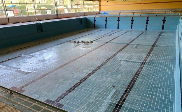 Medina reabrirá su piscina cubierta el 15 de septiembre tras año y medio cerrada
