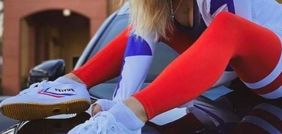 Llegan las zapatillas chinas de 25 euros que conquistan a los famosos de Hollywood - Vimarsana News