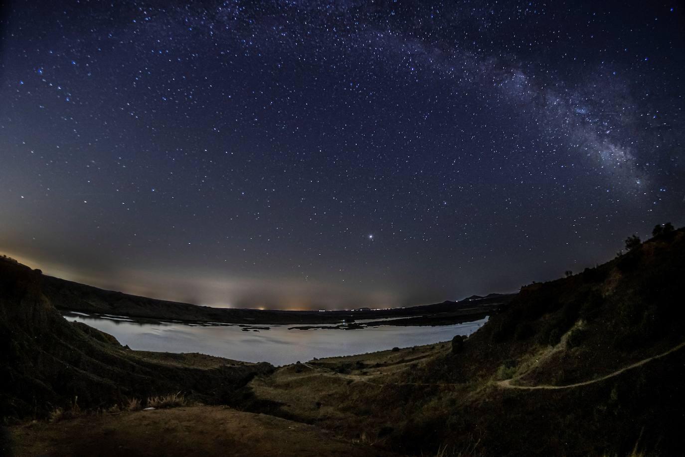 Cinco lugares para ver la lluvia de Perseidas en Castilla y León