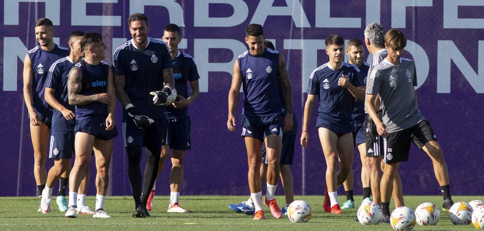 El Real Valladolid viaja a Las Palmas con todo y sin contratiempos de última hora - Vimarsana News