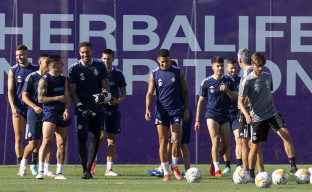 El Real Valladolid viaja a Las Palmas con todo y sin contratiempos de última hora