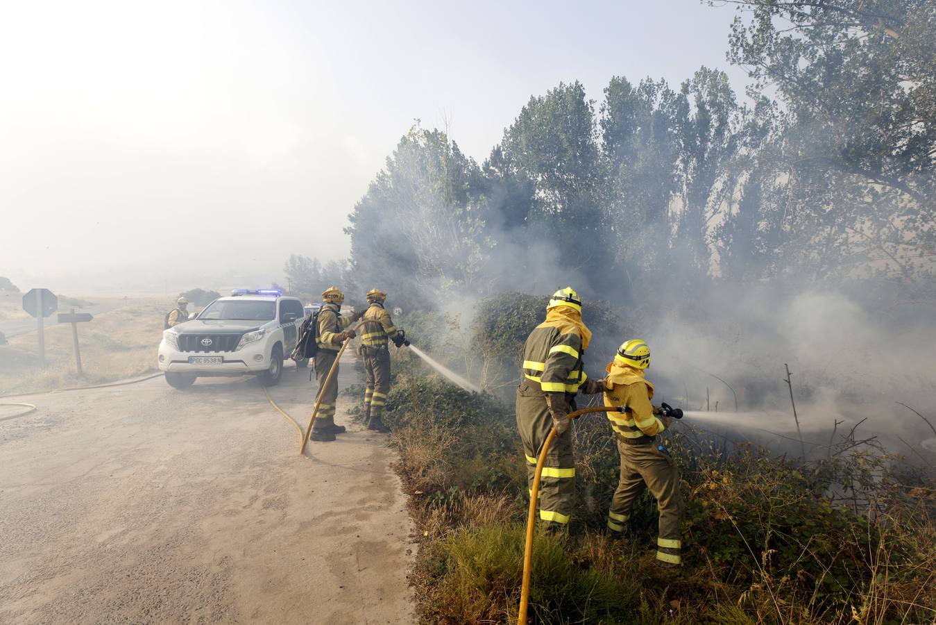 Fotos El Incendio Forestal De Navalacruz Obliga A Desalojar Varios 