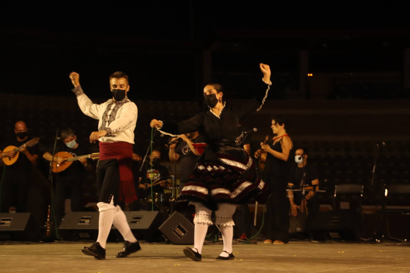 El baile tradicional vuelve a Cuéllar con la celebración de su Festival Nacional de la Jota