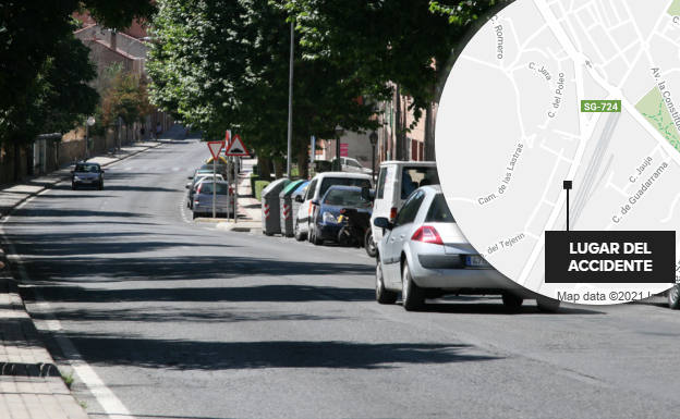 Detenido por conducir borracho, chocar con dos coches aparcados y volcar en la carretera de Villacastín