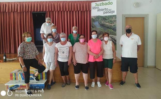 Grupo burbuja con un sólo monitor para desarrollar las actividades de 'Depende de ti' en Juzbado