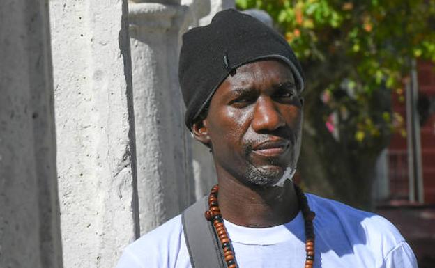 Boubacar Sarr, tiroteado en Pajarillos: «No voy a irme del barrio»