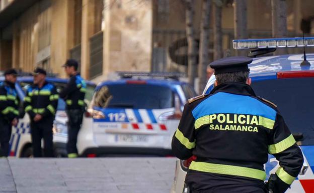 La Policía Local sanciona al conductor de un patinete eléctrico por circular borracho