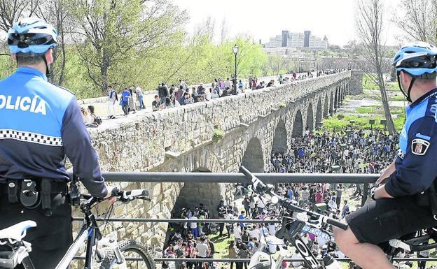 El PSOE critica la inactividad de la Policía turística en Salamanca y lo achaca a «la incapacidad de gestión» del PP