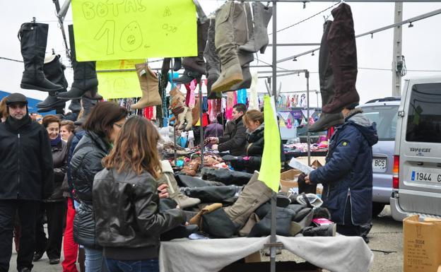 Medina del Campo suspende la tasa de mercadillos