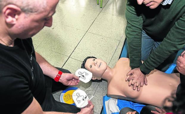 Segovia cuenta ya con 127 desfibriladores en distintos puntos para intervenciones de urgencia