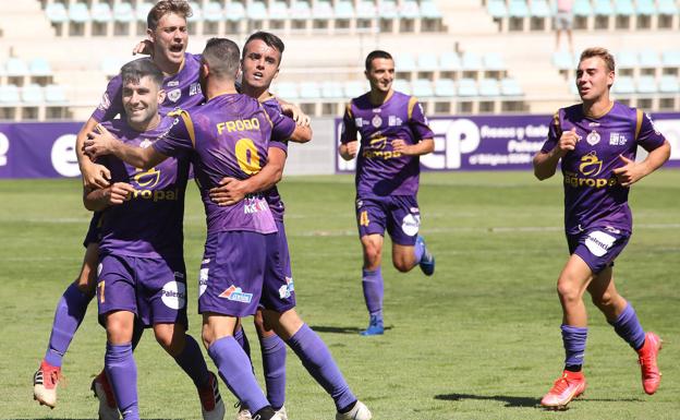 Estreno con notable del Palencia Cristo