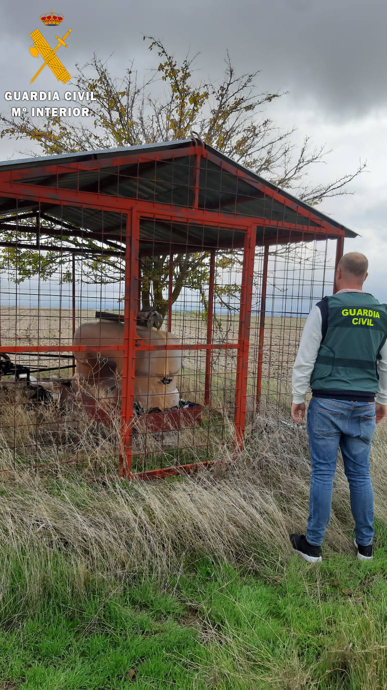 Dos investigados por robar 2.000 litros de gasóleo agrícola en Nava de la Asunción