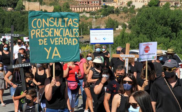 La reforma de la discordia: 3.669 consultorios, 247 centros de salud y 1.100 médicos a punto de jubilarse