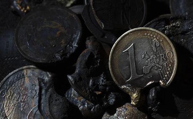 Hacienda pone cerco al flujo de dinero negro