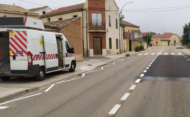 Estas son las nuevas señales de tráfico: 'dientes de dragón' y líneas de borde quebradas en Burgos