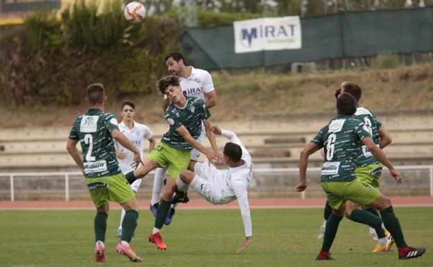 El Guijuelo remonta en la prórroga ante el Ribert y se medirá al Salamanca UDS en la Copa RFEF (2-3)