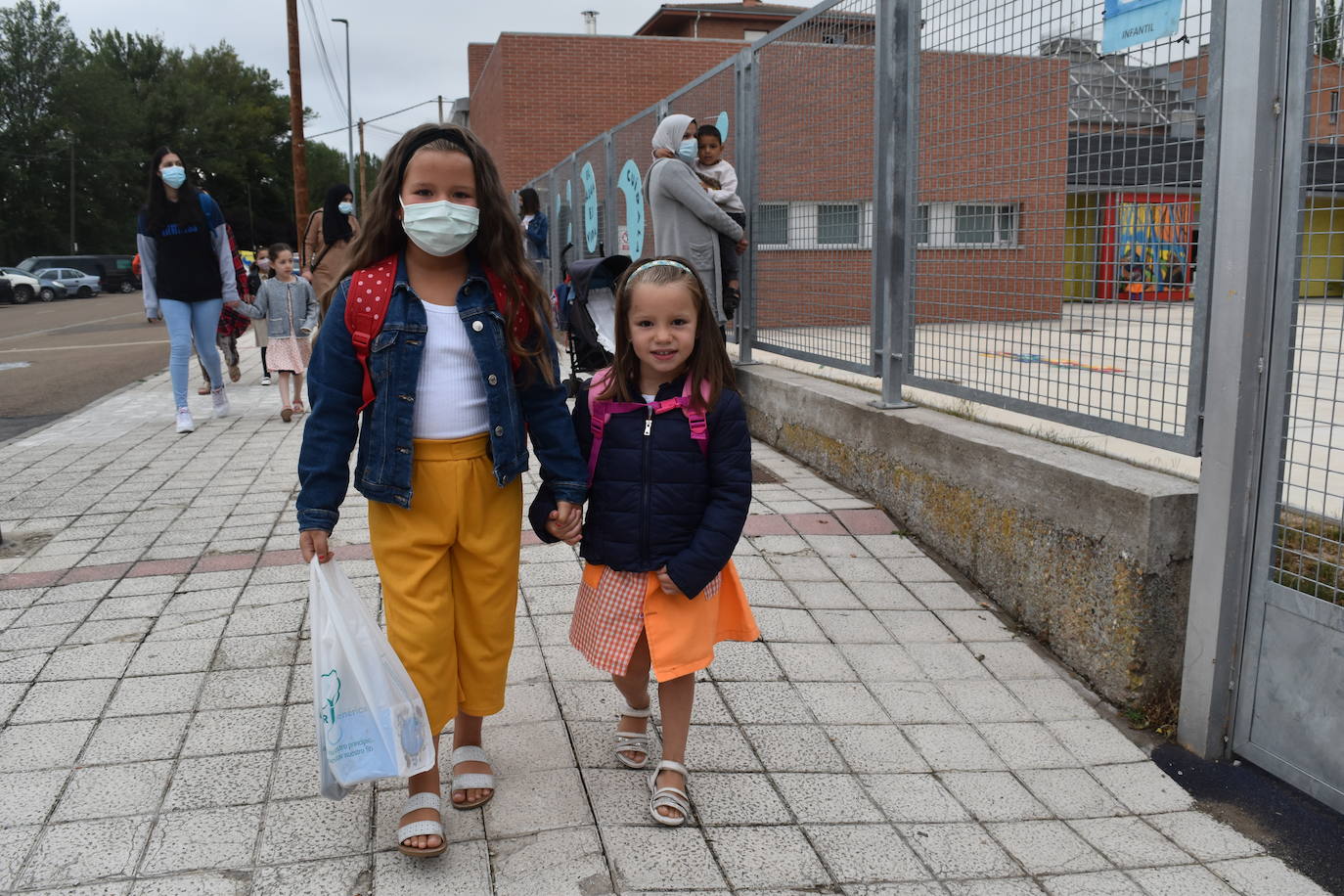 Los alumnos del Castilla y León y San Gregorio de Aguilar regresan a las aulas