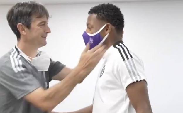 Gonzalo Plata ya se entrena sobre el césped de Zorrilla