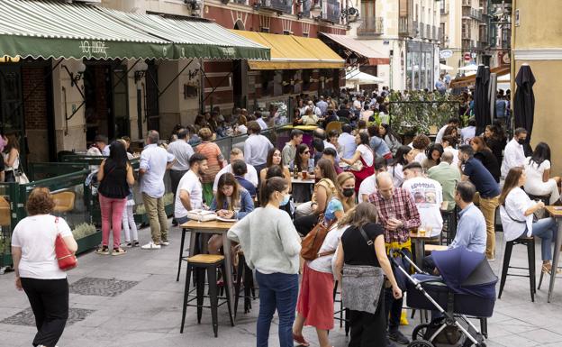 Vermú tranquilo el último sábado de fiestas