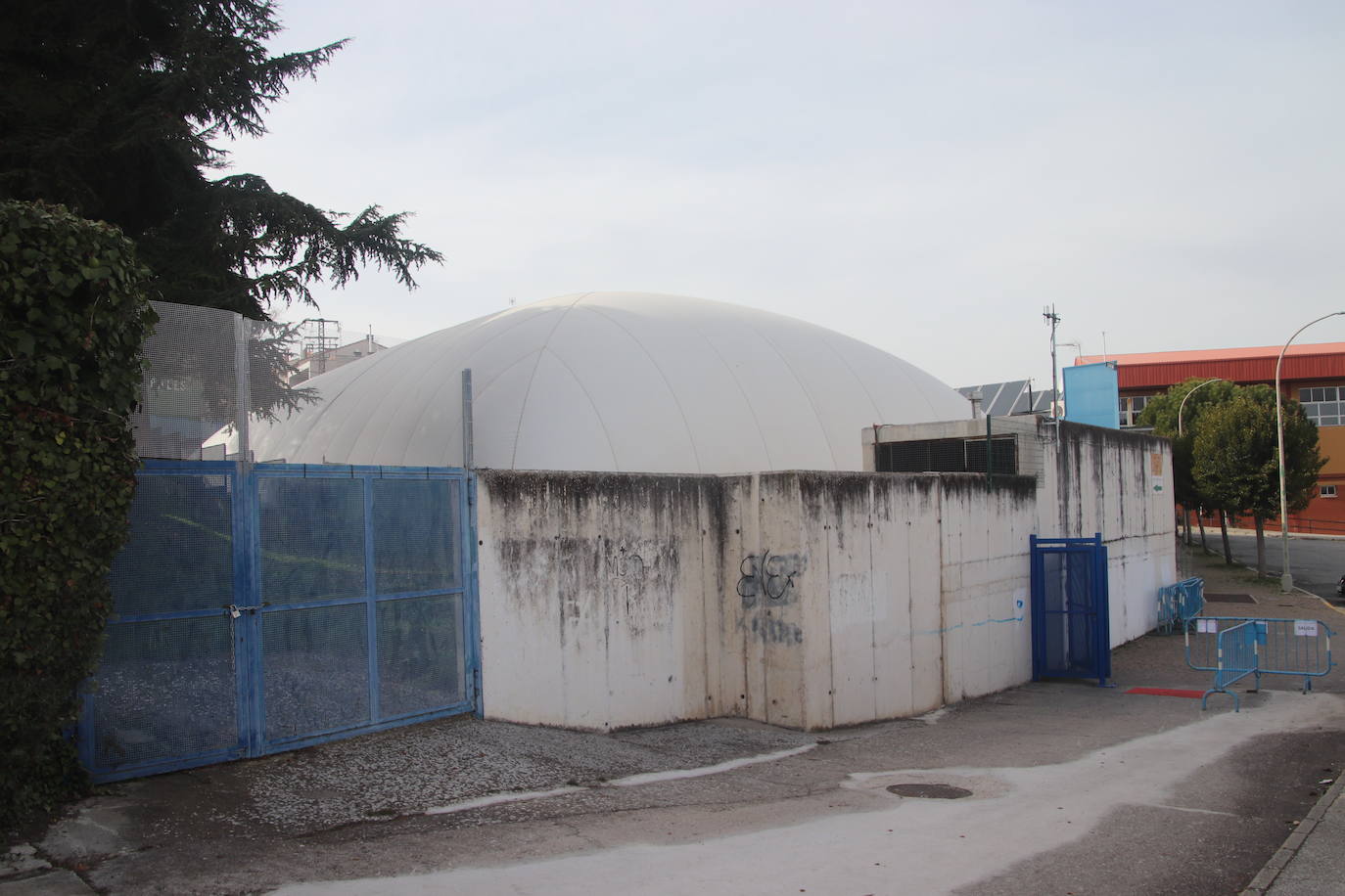 El edificio que cubrirá la piscina climatizada de Cuéllar costará 638.000 euros