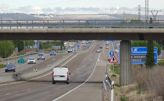 Apelan a la colaboración ciudadana para identificar al joven peatón fallecido en la autovía de Segovia