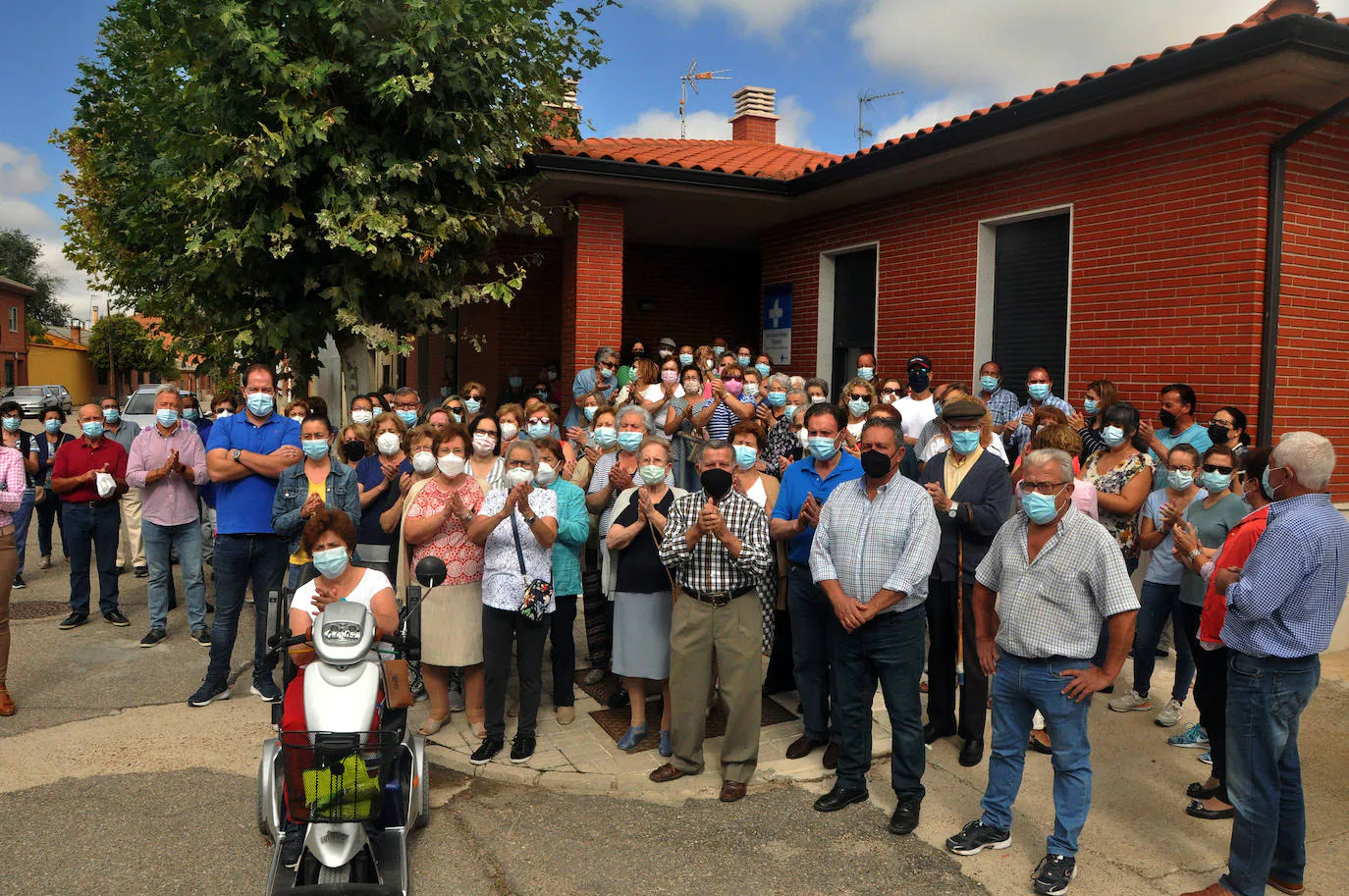 Dos mil firmas contra el cierre de las urgencias en Ataquines