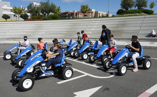 Un circuito de karts a pedales abre la Semana de la Movilidad en Carbajosa de la Sagrada
