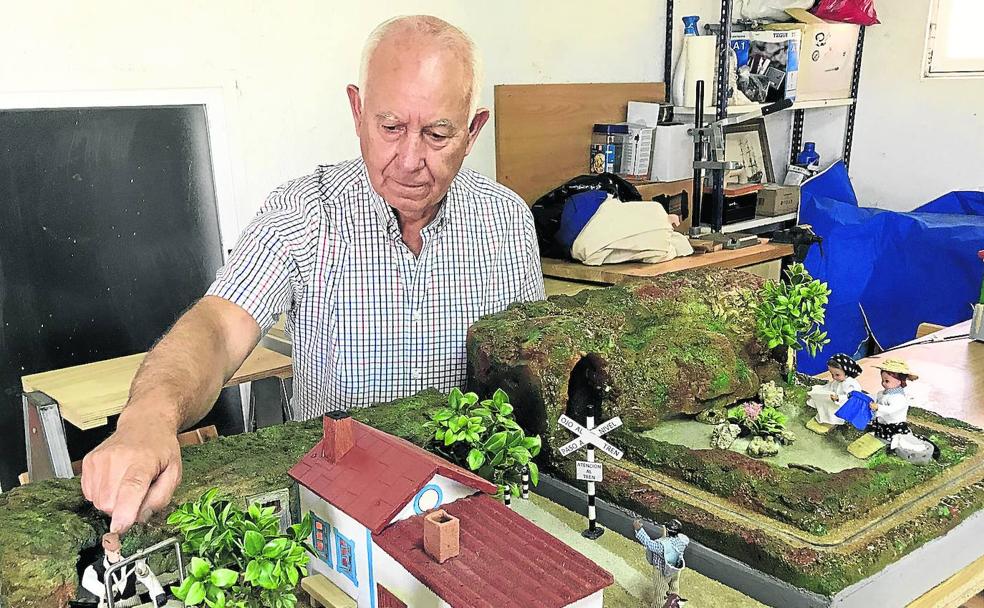 El maquetista de Fresno El Viejo que recrea estampas tradicionales